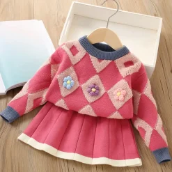 Mini Fashion™ - Vidunderligt Varmt - Vintage Strikket Sweater & Nederdel Sale