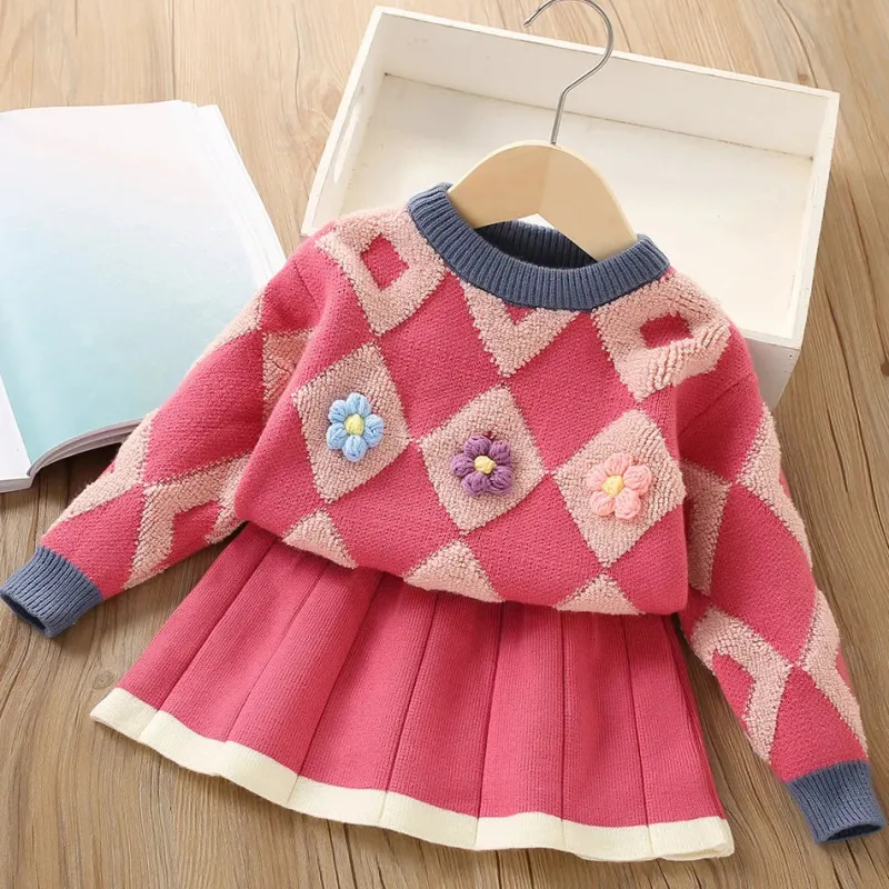Mini Fashion™ - Vidunderligt Varmt - Vintage Strikket Sweater & Nederdel Sale