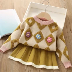 Mini Fashion™ - Vidunderligt Varmt - Vintage Strikket Sweater & Nederdel Sale