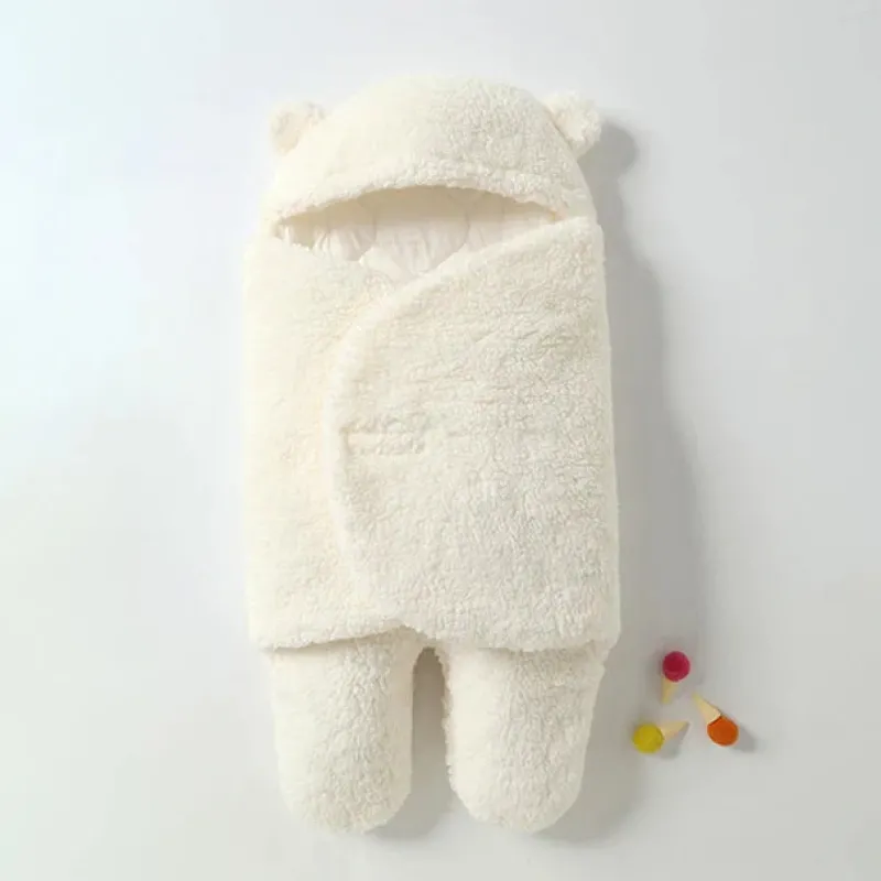 SnuggleBear™ - vikletæppe til baby Online